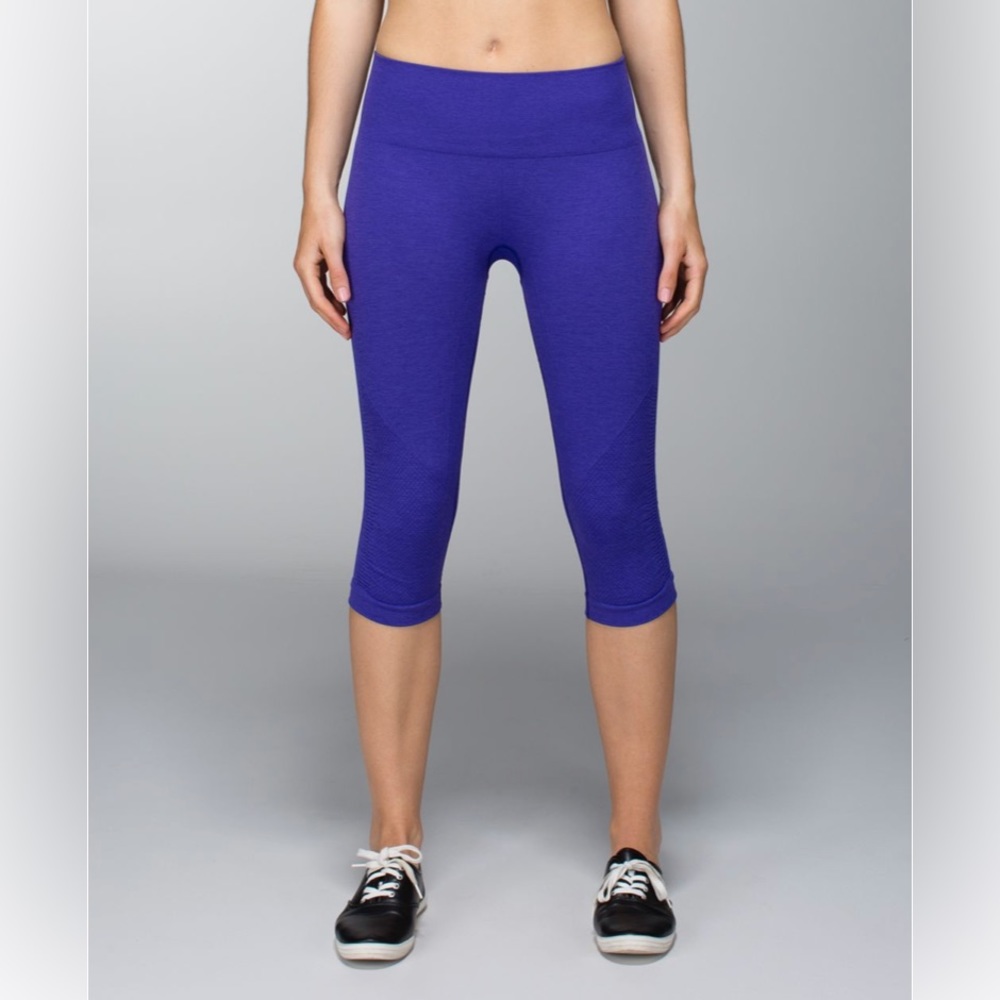 Lululemon In The Flow Crop